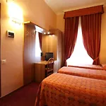 Clarin Hotel
