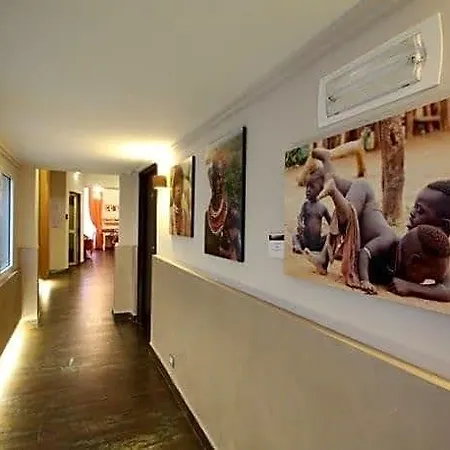 Clarin Hotel 2*
