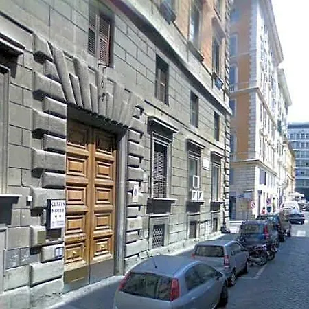 Clarin Hotel 2*