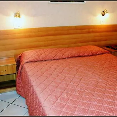 Clarin Hotel