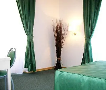 Hotel Clarin